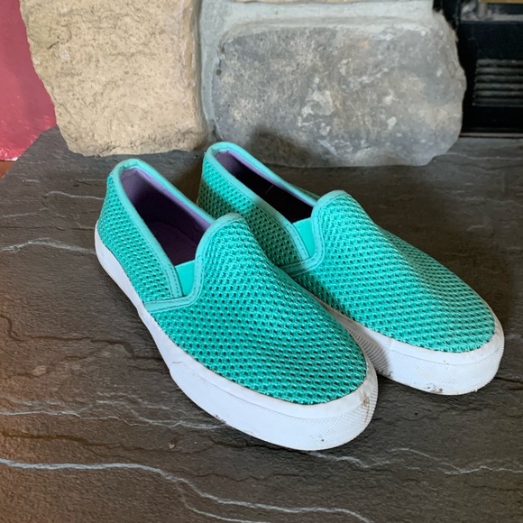 airwalk slip on shoes womens